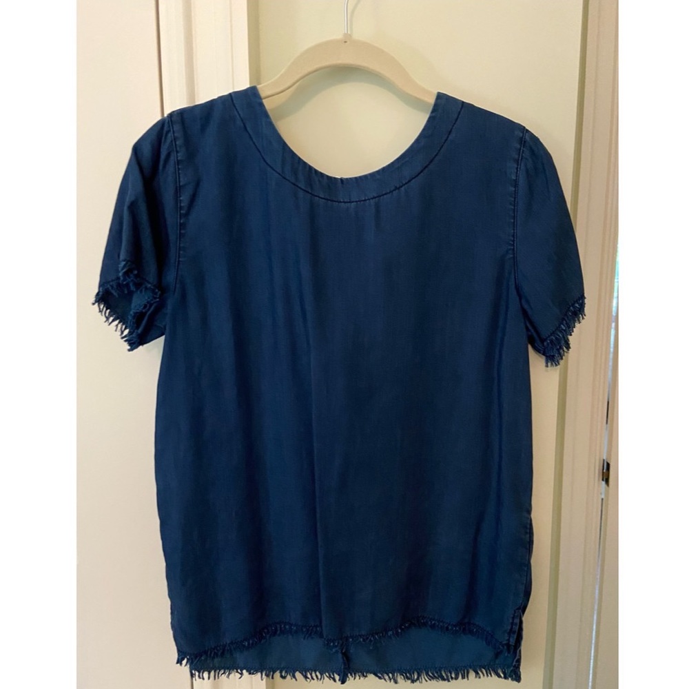 Dark chambray top